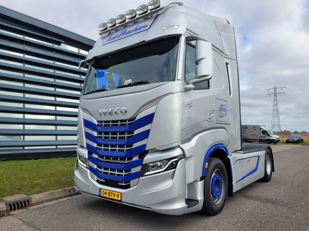 Nieuwe Iveco S Way Voor Arnold Mellema